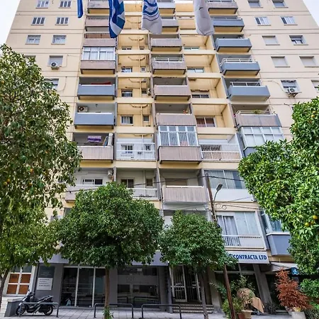 Bastia - Skyline 1-br & Balcony In Nikozja