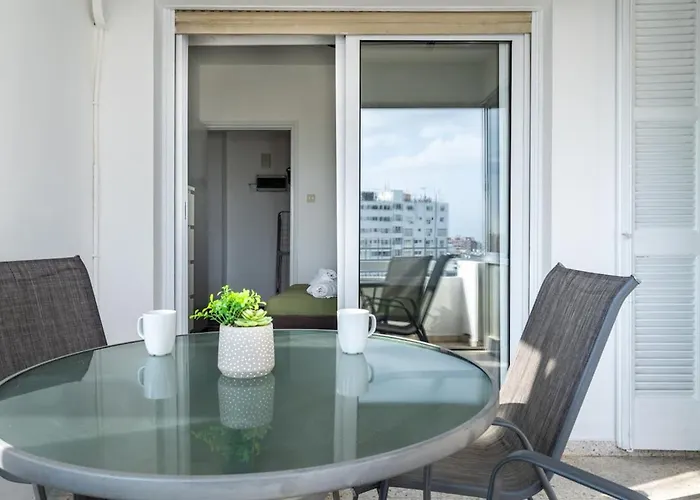 Bastia - Skyline 1-br & Balcony In
